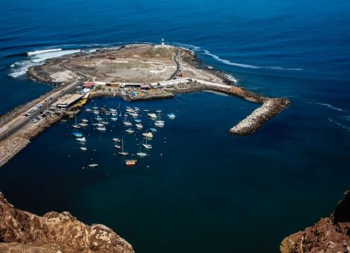 Isla del Alacran y Fortificaciones, Arica