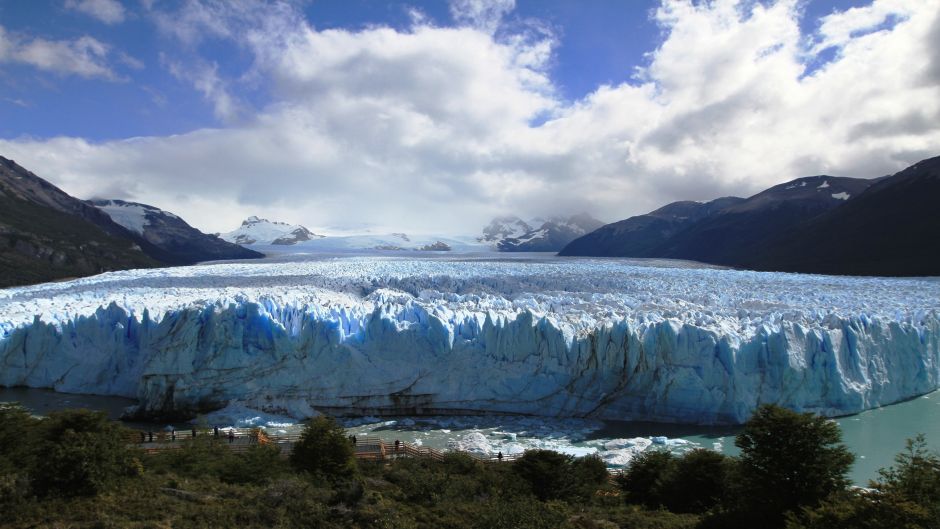 SANTIAGO, TORRES DEL PAINE / EL CALAFATE  (ARGENTINA), , 