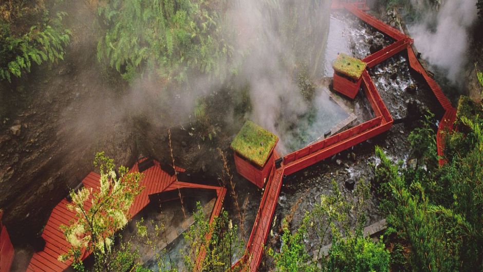 TERMAS GEOMETRICAS, Pucon, CHILE