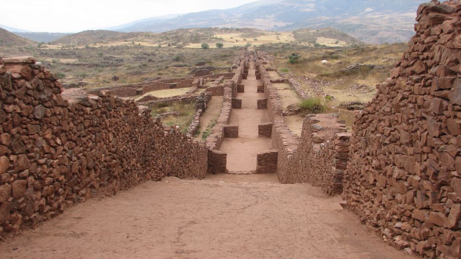 TIPÃ³N, PIKILLAQTA Y ANDAHUAYLILLAS, Cusco, PERU