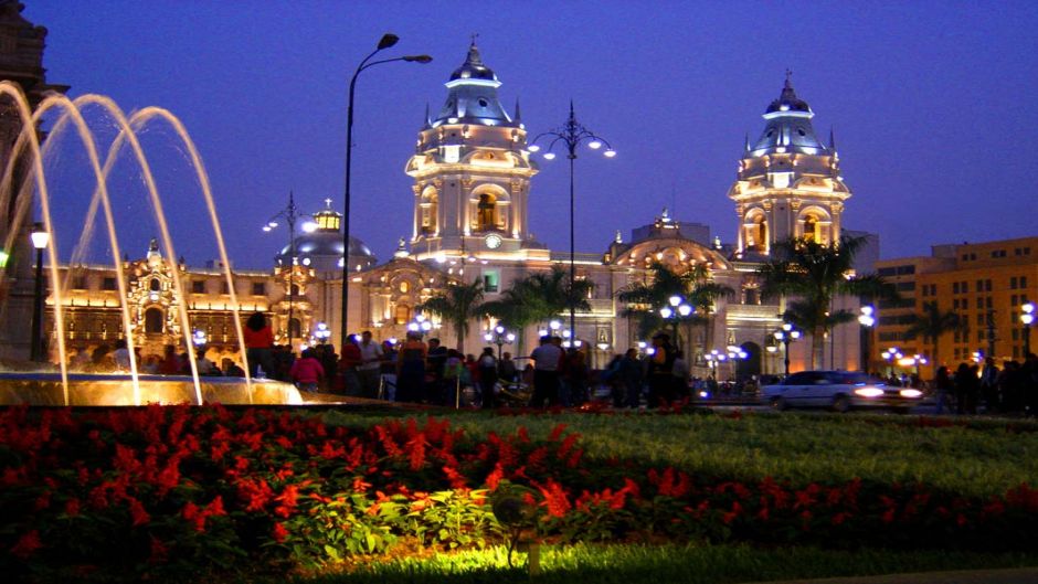 City tour Nocturno en Lima, , 