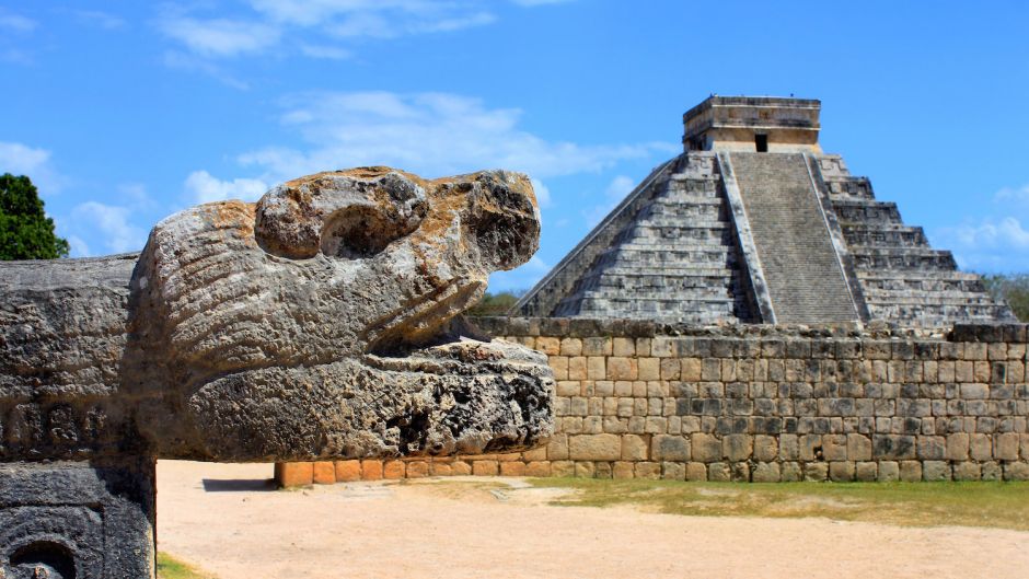 ChichÃ©n ItzÃ¡ BÃ¡sico, Ik Kil Cenote & Valladolid Tour, Cancún, MEXICO