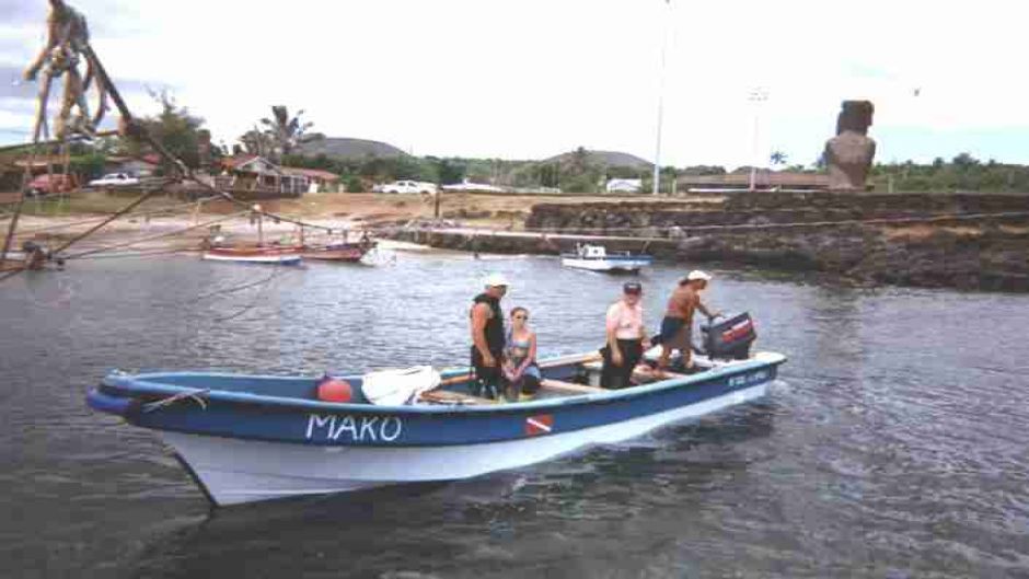 PASEO EN BOTE / SNORKELING, Isla de Pascua, CHILE