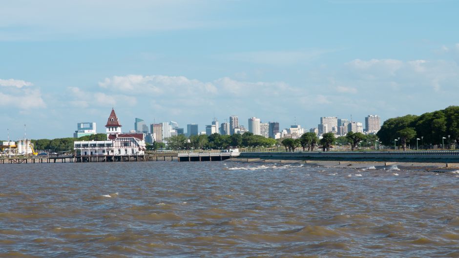 Navegacion RÃ­Â­o de la Plata con Almuerzo abordo, Buenos Aires, ARGENTINA