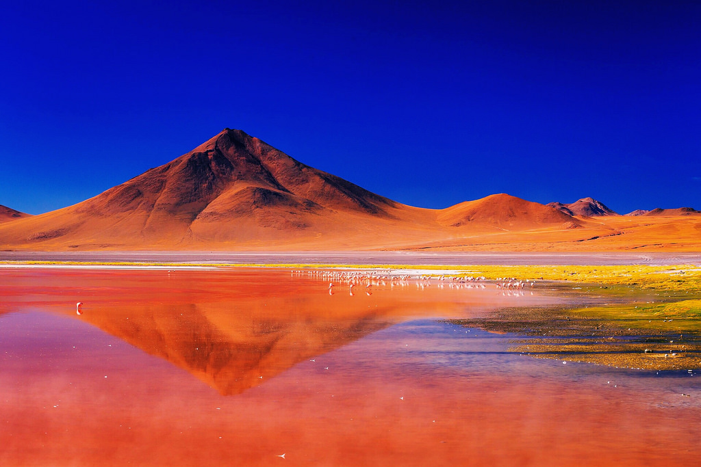 Salar de Uyuni con Hotel Palacio de Sal - HITO01