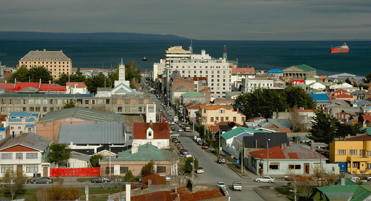 PUNTA ARENAS Y PINGUINOS